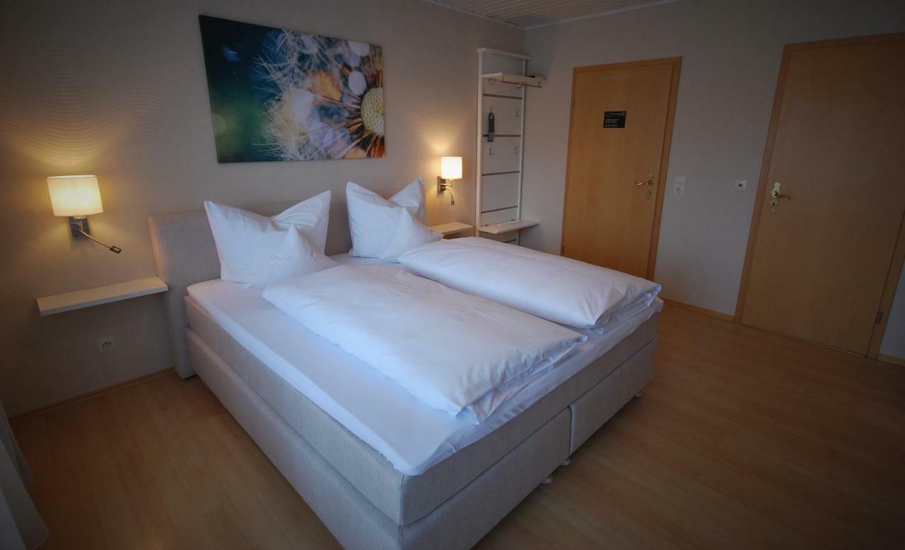Hotel Colosseum Rheinböllen エクステリア 写真