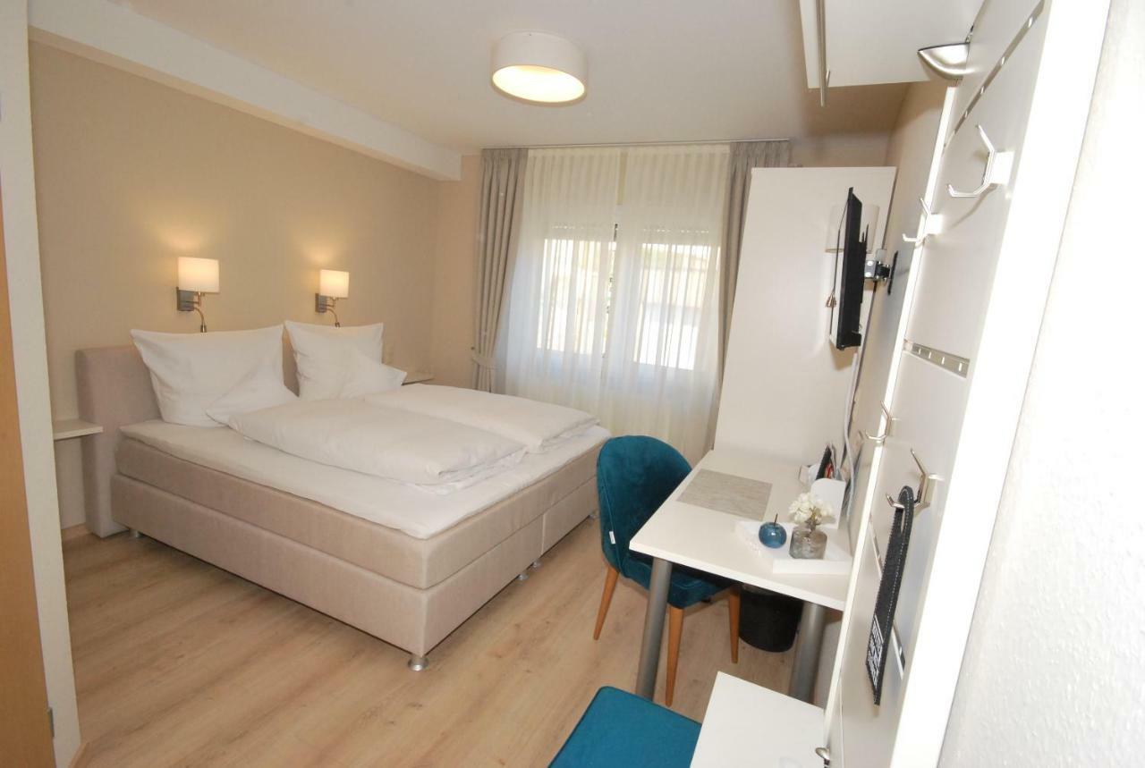 Hotel Colosseum Rheinböllen エクステリア 写真