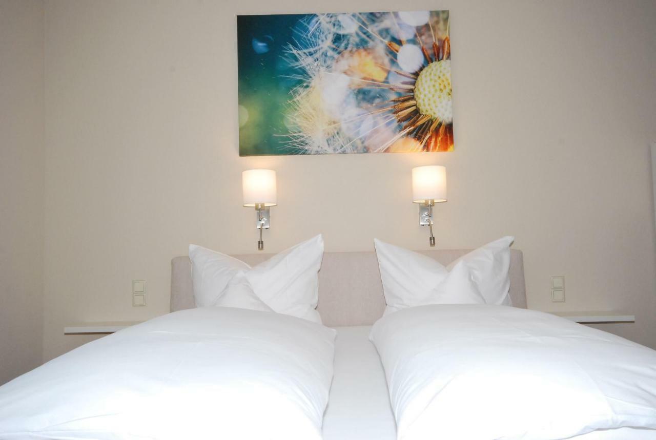 Hotel Colosseum Rheinböllen エクステリア 写真